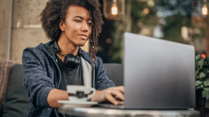 Discover the Best Accredited Online Business and Psychology Programs
